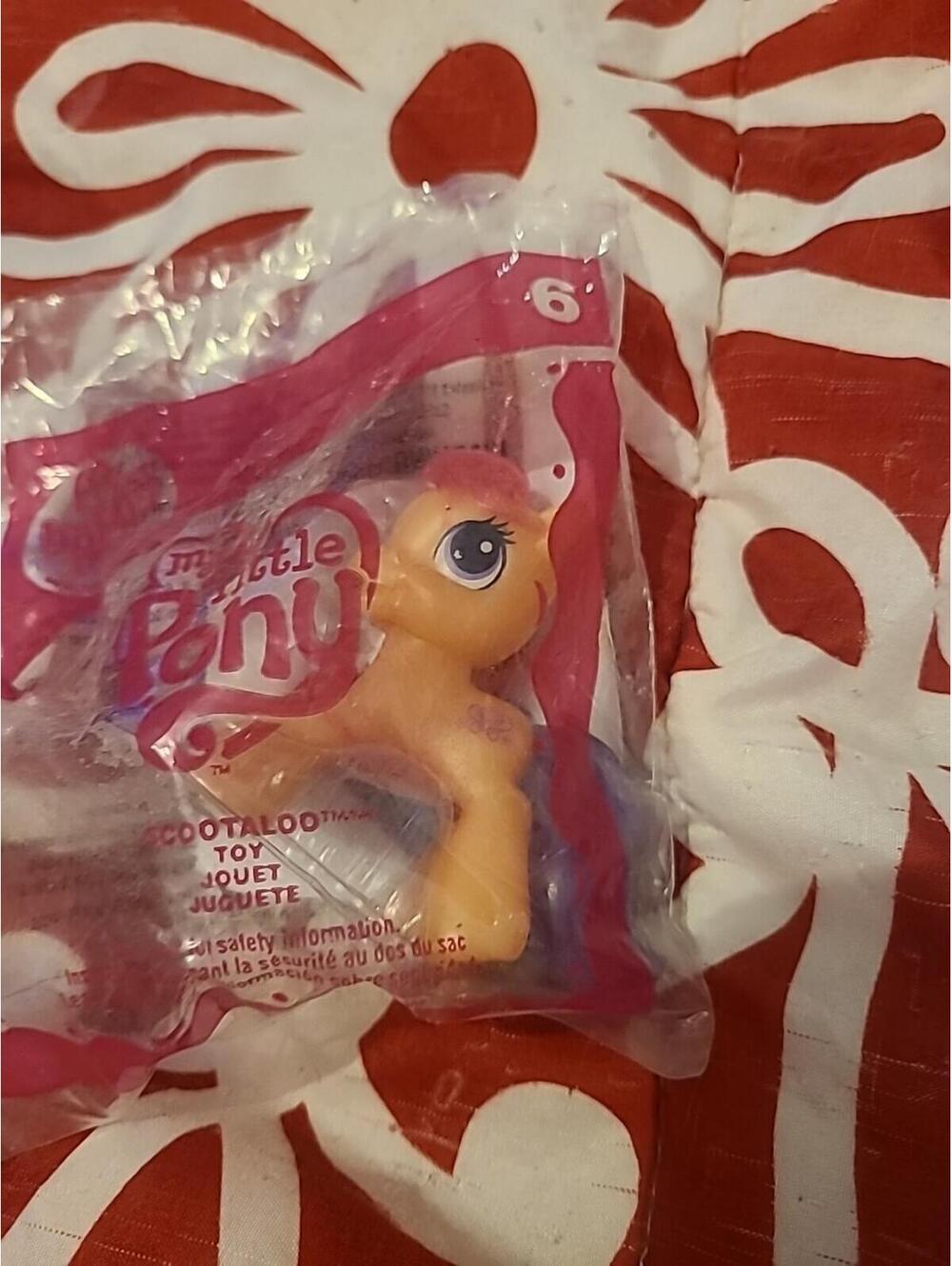 2009--My Little Pony "Cheerilee" & "Scootaloo"  by McDonald's [NIP]